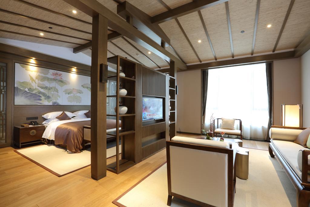 S&N Zhejiang Linhai International Hotel Chambre photo