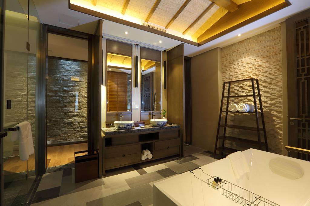 S&N Zhejiang Linhai International Hotel Chambre photo