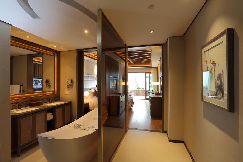 S&N Zhejiang Linhai International Hotel Chambre photo