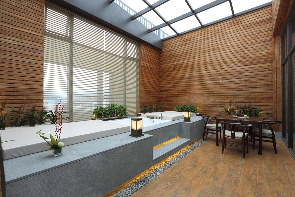 S&N Zhejiang Linhai International Hotel Chambre photo