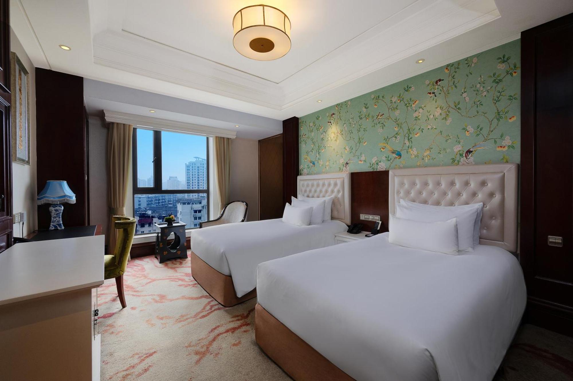 S&N Zhejiang Linhai International Hotel Extérieur photo