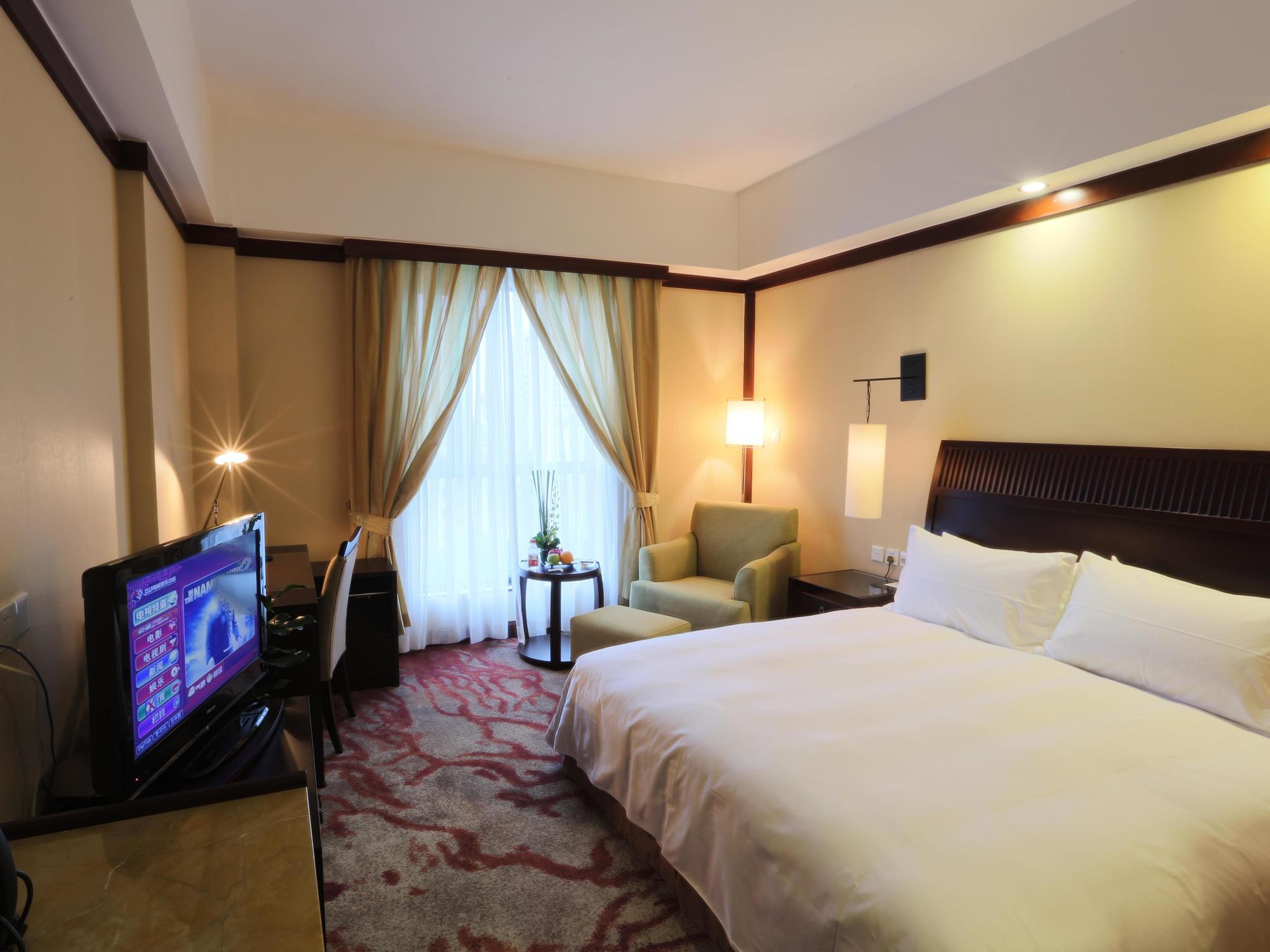 S&N Zhejiang Linhai International Hotel Extérieur photo